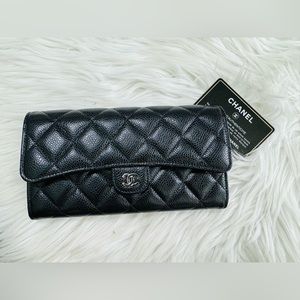 Chanel long wallet carviar silver hardware
